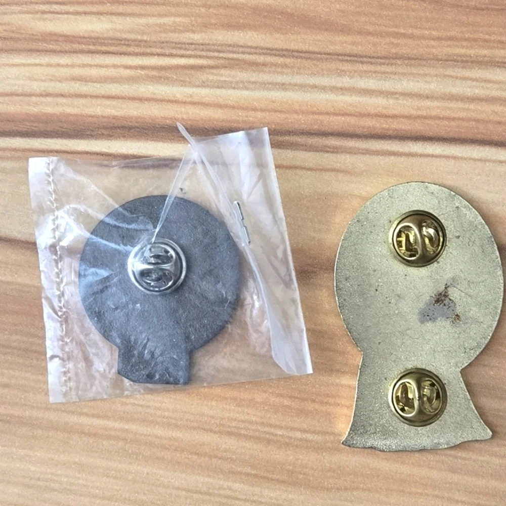 Collectible Williamsburg Ghost Walk Pins New in Package Souvenir Rare Vintage